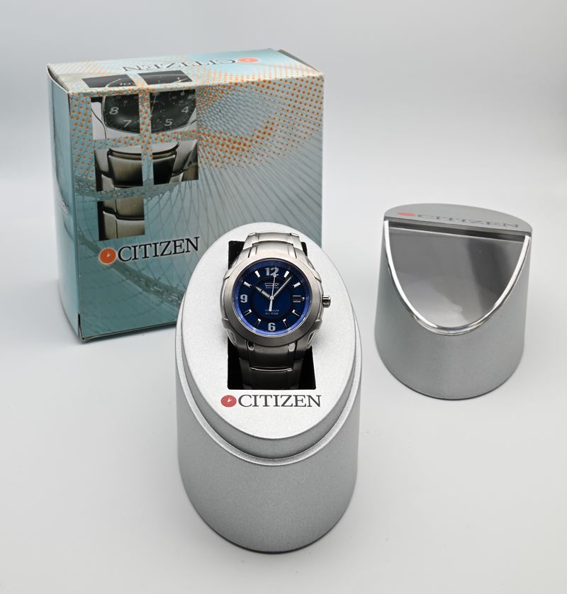 Citizen Marinaut Ecodrive 666298 - Orologio da polso solare da uomo con datario in titanio con ci...