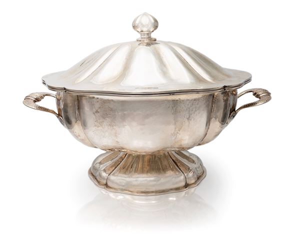 Zuppiera ovale con coperchio