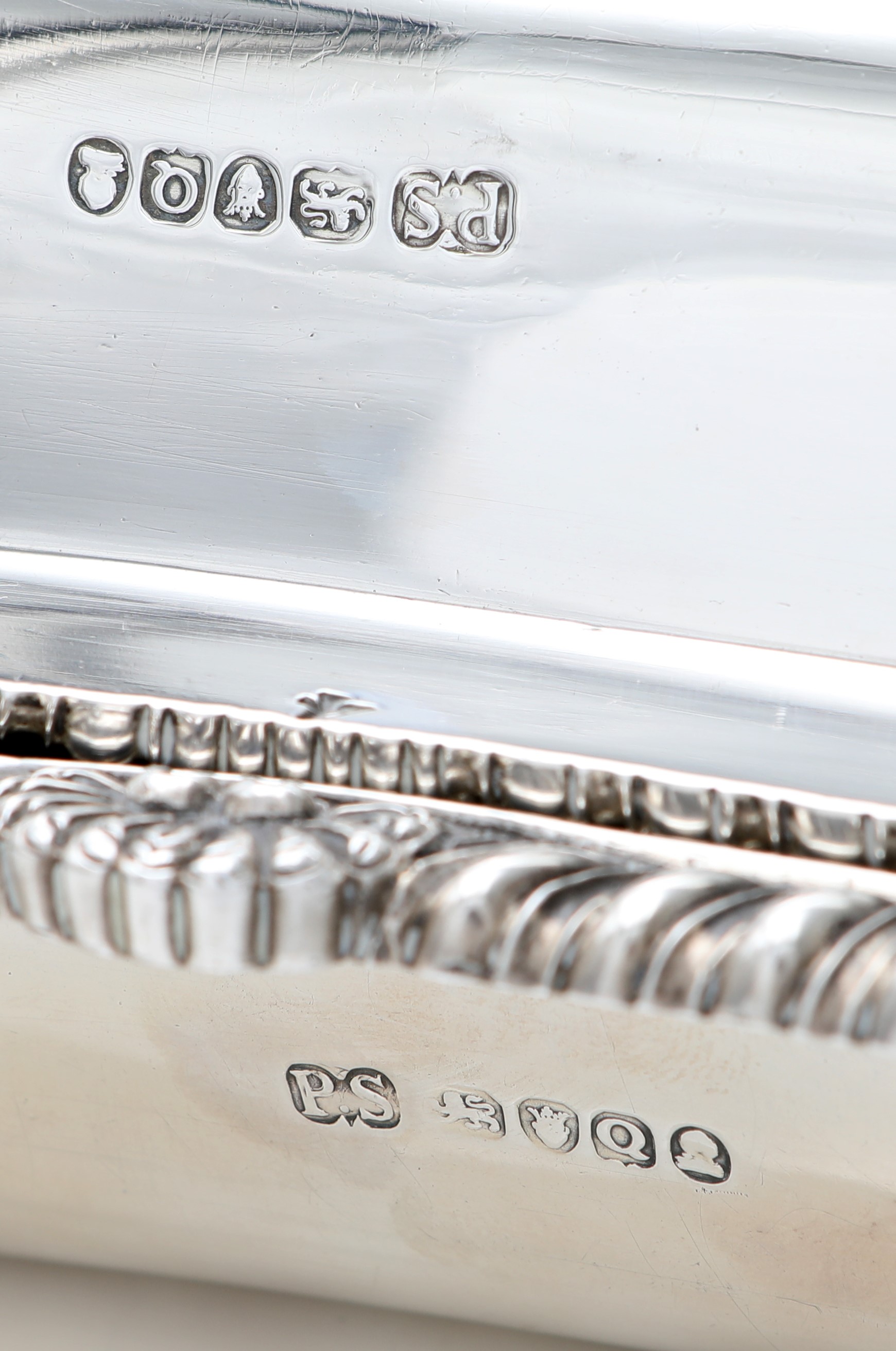 Legumiera con coperchio, Londra 1811 , argentiere Paul Storr