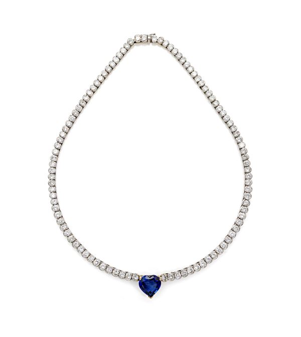 Collier de chien in oro, brillanti e zaffiro centrale