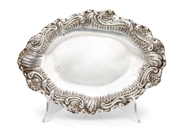 Antico vassoietto in argento 800/000