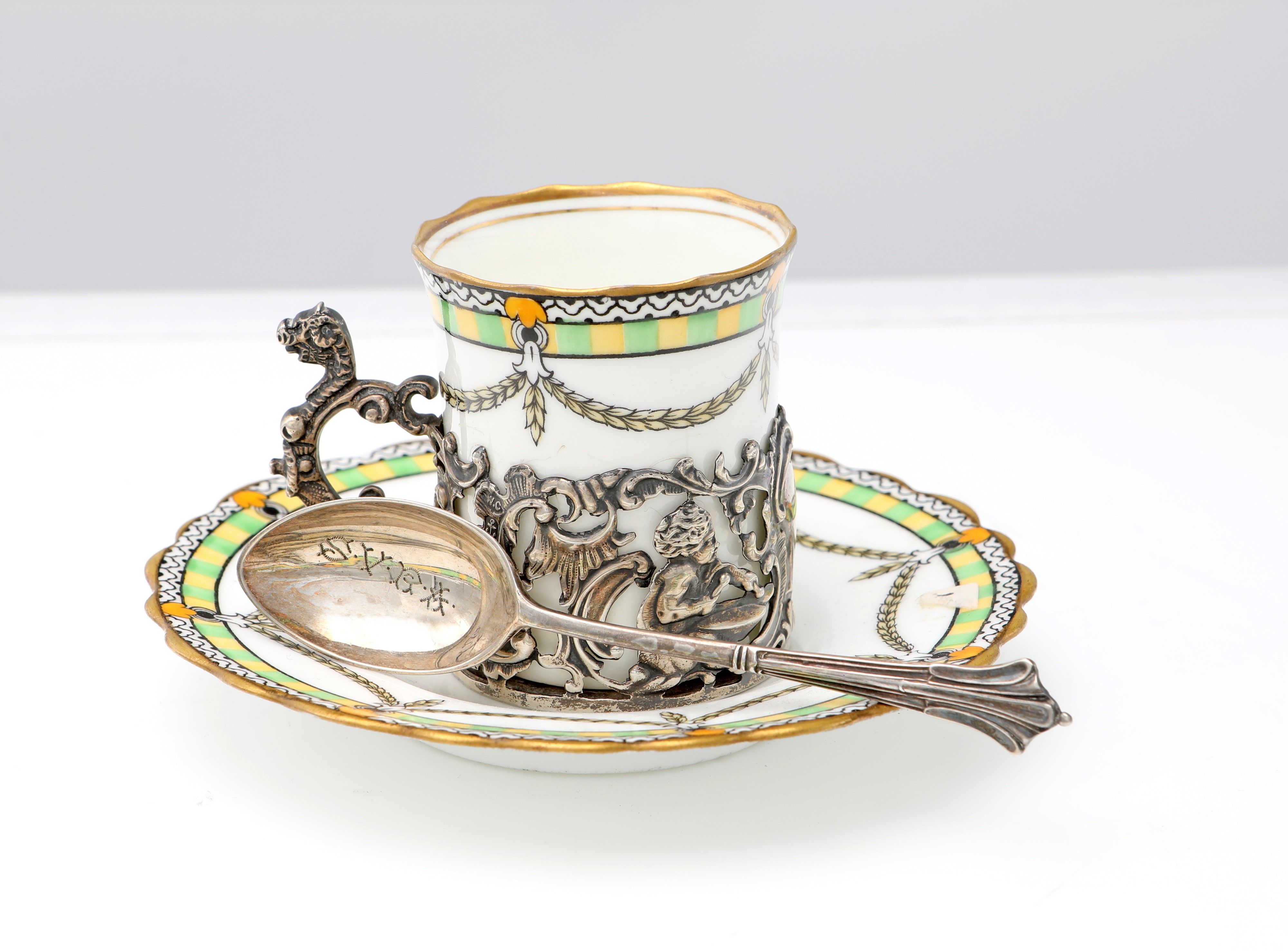 Servizio da caffè tète à tète in argento e porcellana, Inghilterra, inizio XX secolo
