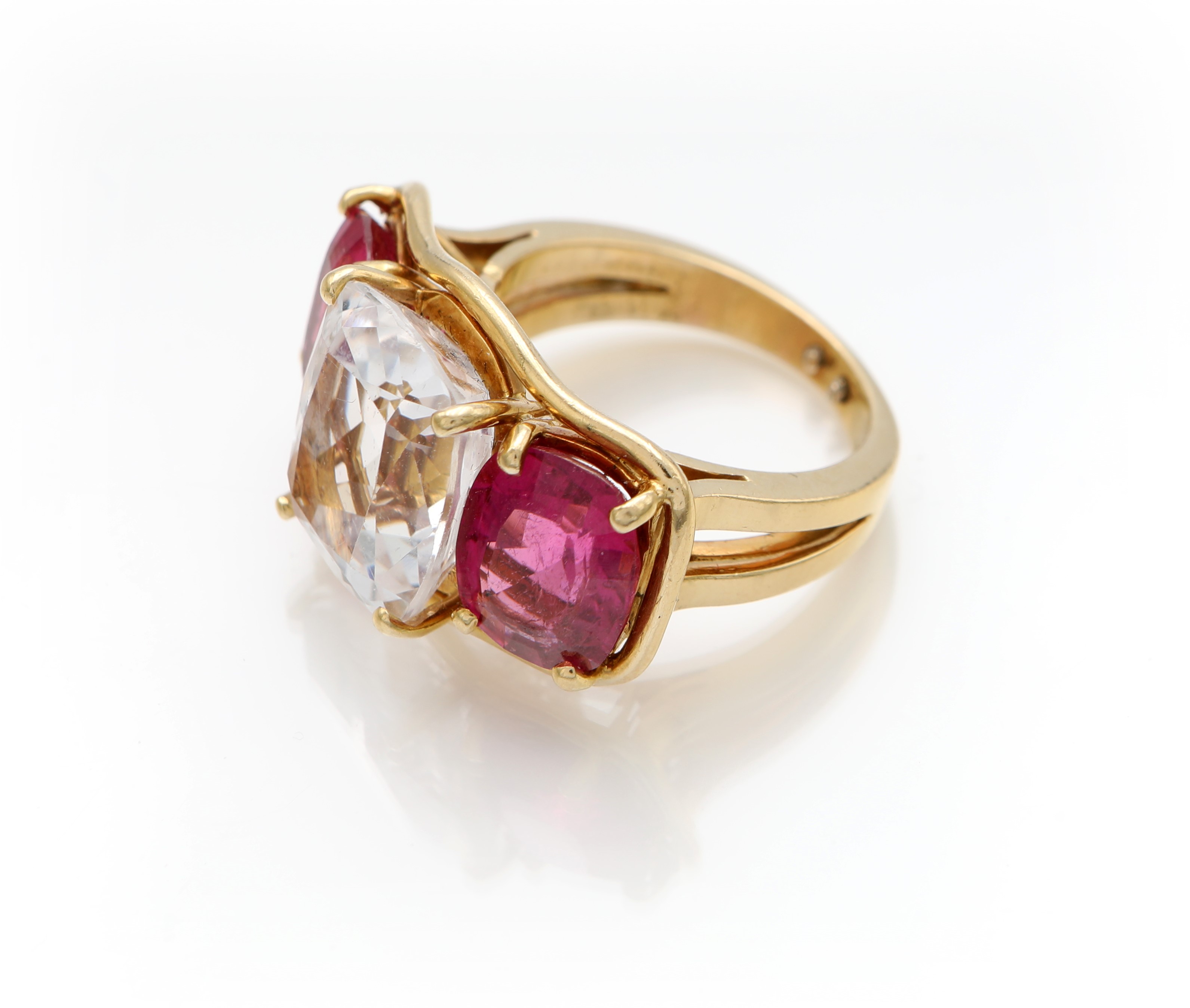 Verdura, anello in oro, quarzo e tormaline rosa