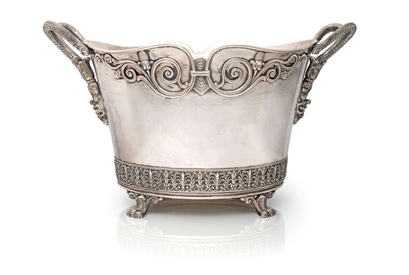 Rinfrescabottiglie biansato in argento 800/000