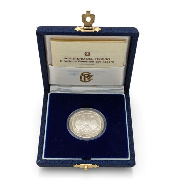 Moneta da L. 500 in argento 835/000 coniata a Roma nel 1987, celebrativa della Famiglia; incisore Carmela Colaneri
