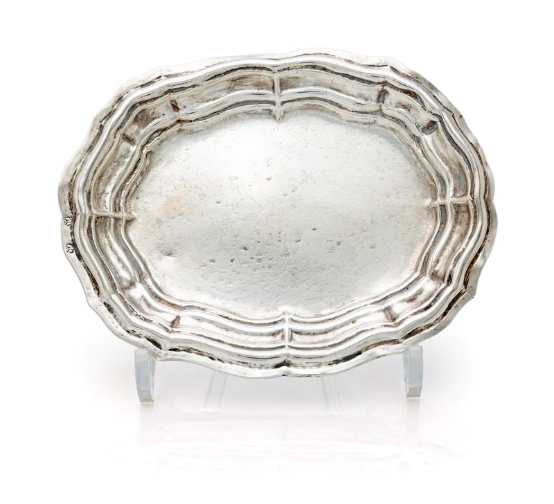 Piattino ovale sagomato