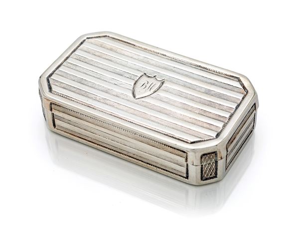 Antica tabacchiera in argento