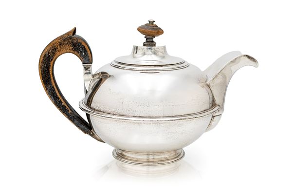 Teiera in argento