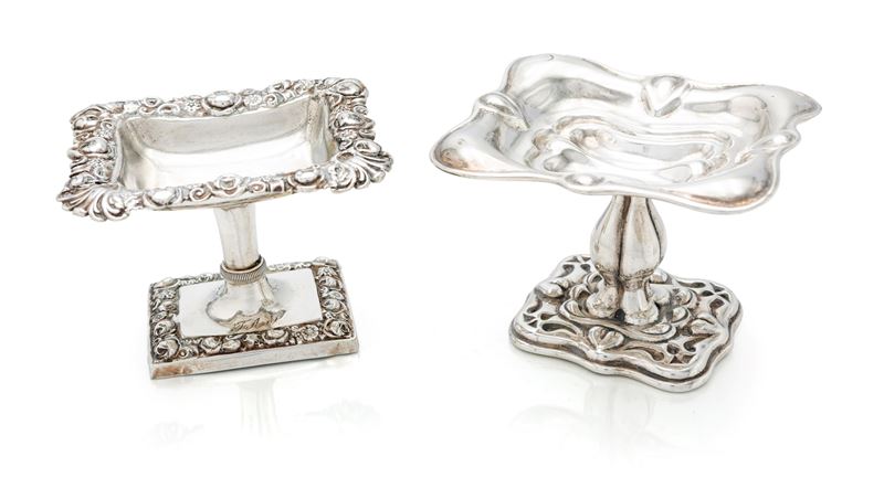 Due saliere in argento diverse