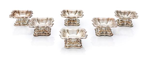 Sei piccole saliere in argento