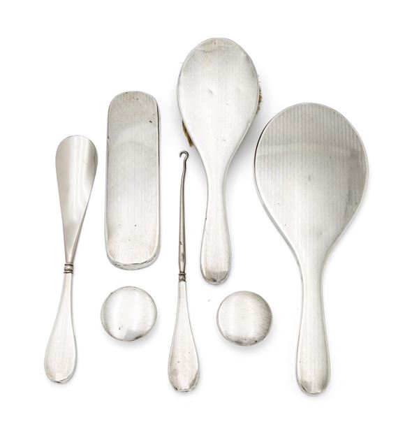 Servizio da toletta in argento a superficie rigata