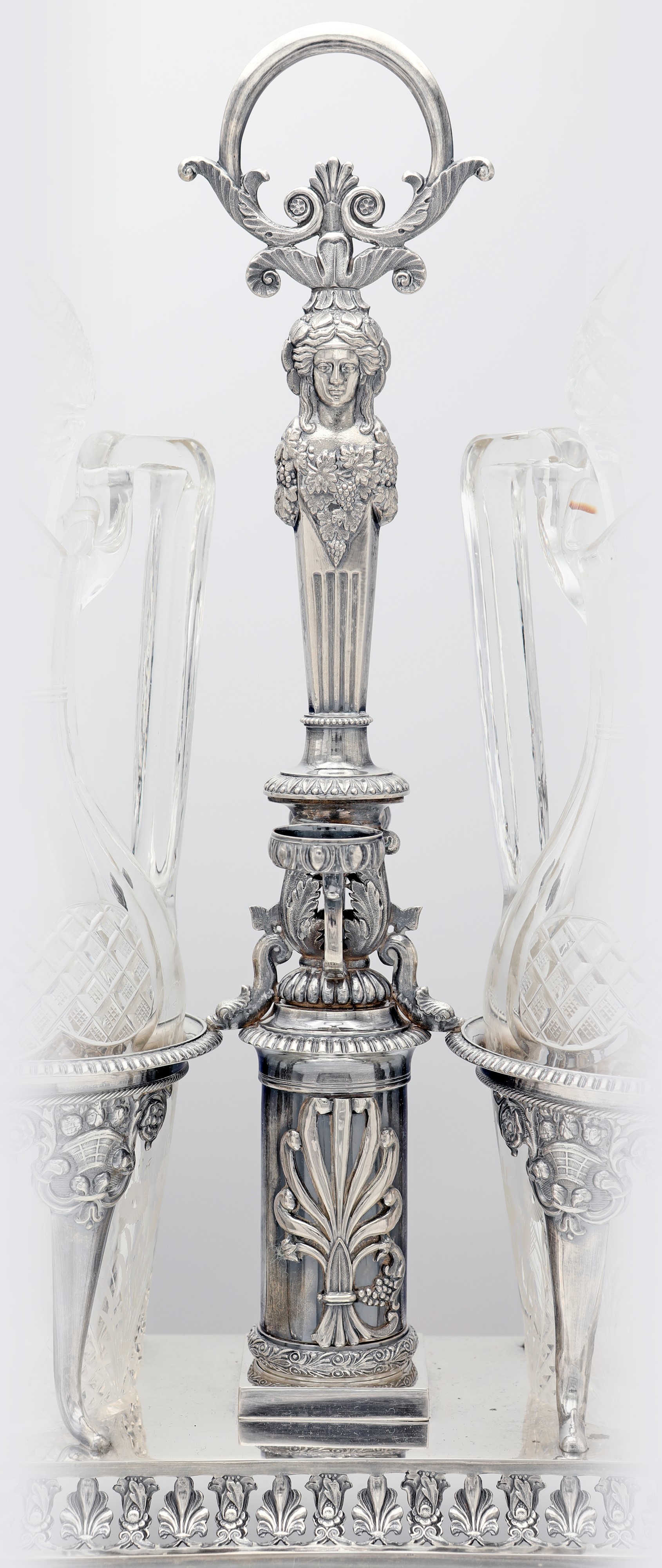 Acetoliera in argento, Regno Lombardo/Veneto, argentiere Luca Franceschini, attivo a Milano dal 1...