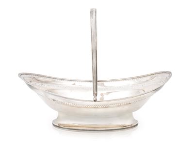 Centrotavola a navicella in argento, Londra 1752