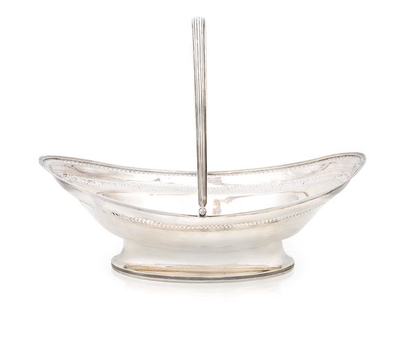 Grande centrotavola a navicella in argento, Londra 1752