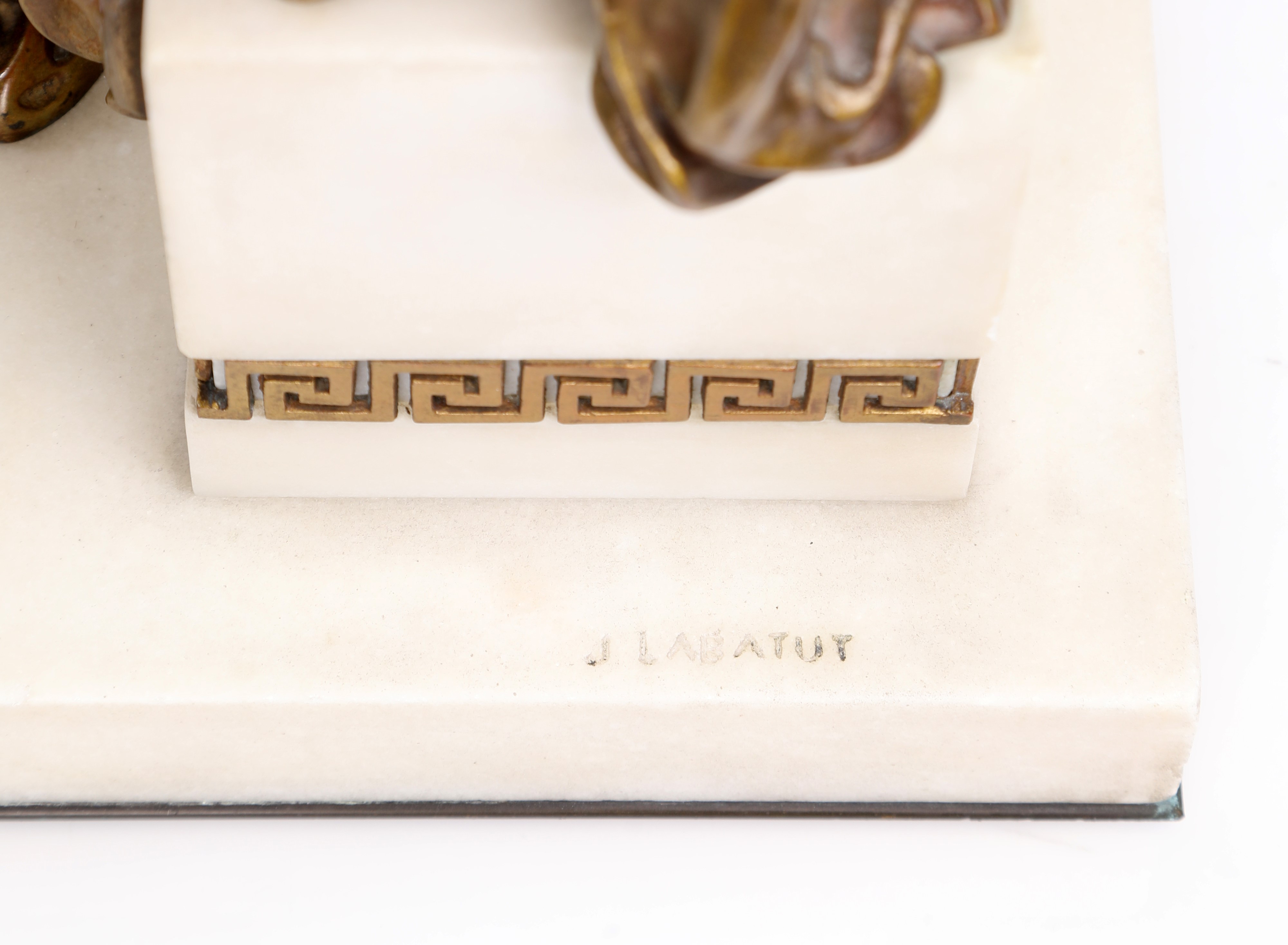Jules Jacques Théodore Dominique Labatut - Bagnante - bronzo a patina dorata su base in marmo
