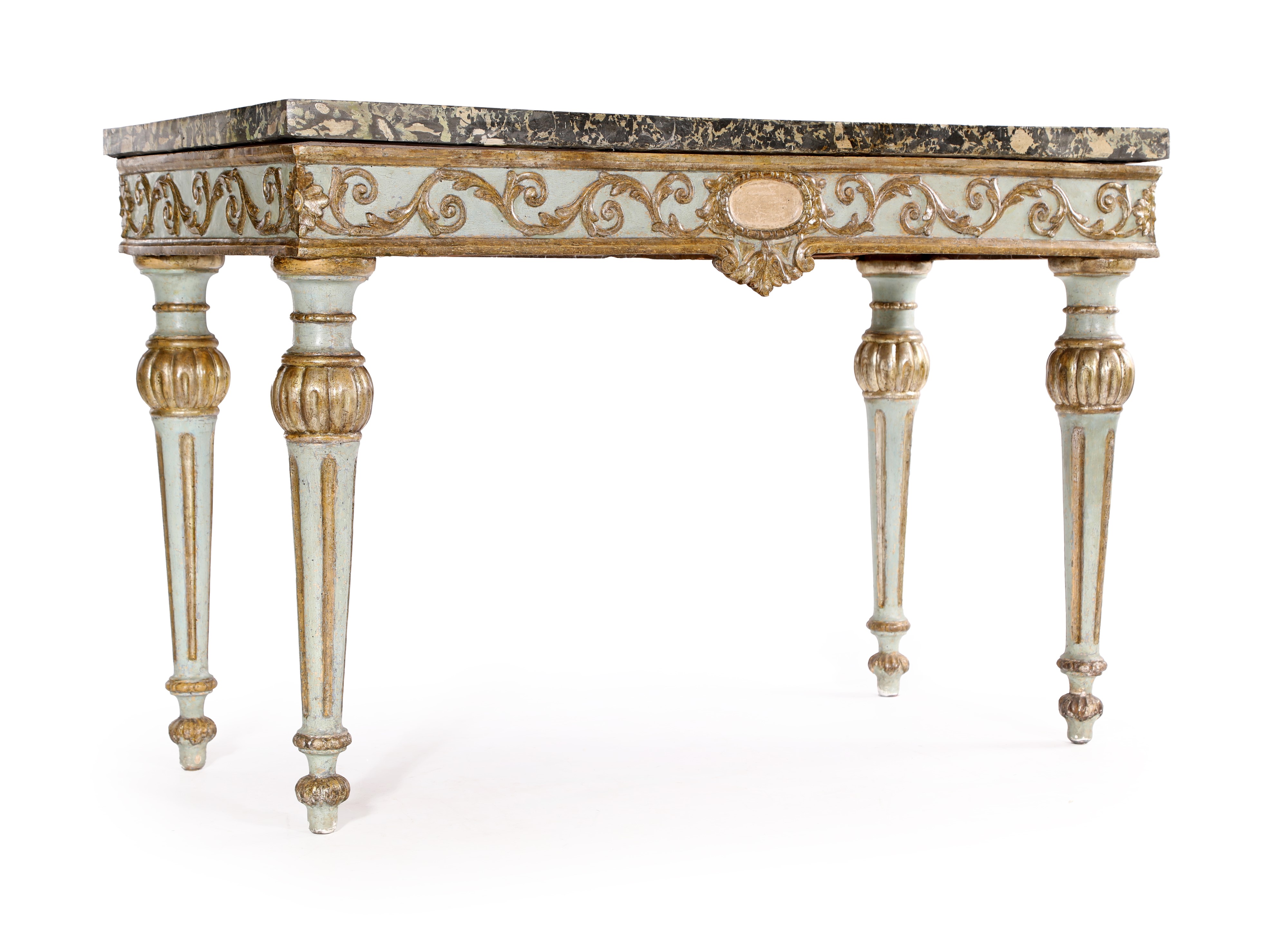 Coppia di consoles in legno laccato azzurro con rilievi decorativi dorati, Marche XVIII secolo