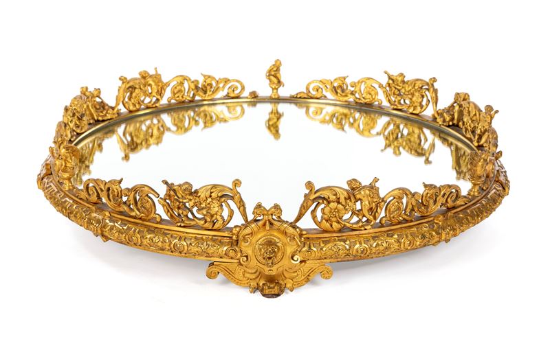 Grande centrotavola in bronzo dorato con specchio, XIX secolo