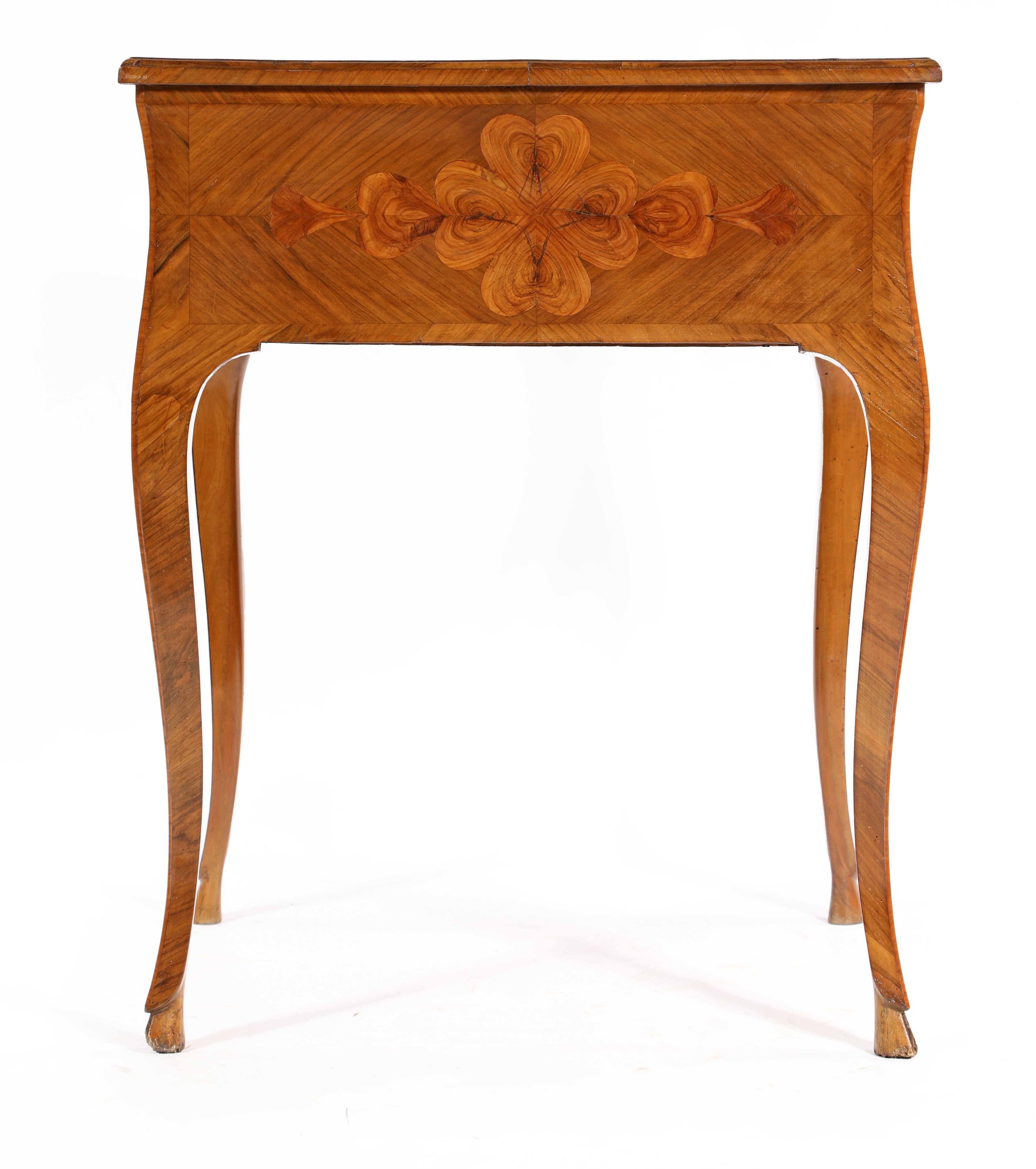 Tavolino Luigi XV con doppi quadrifogli, Genova, metà del XVIII secolo