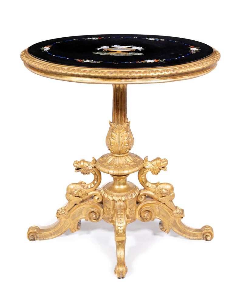 Tavolino in legno scolpito e dorato con piano in marmo intarsiato, botteghe granducali fiorentine...