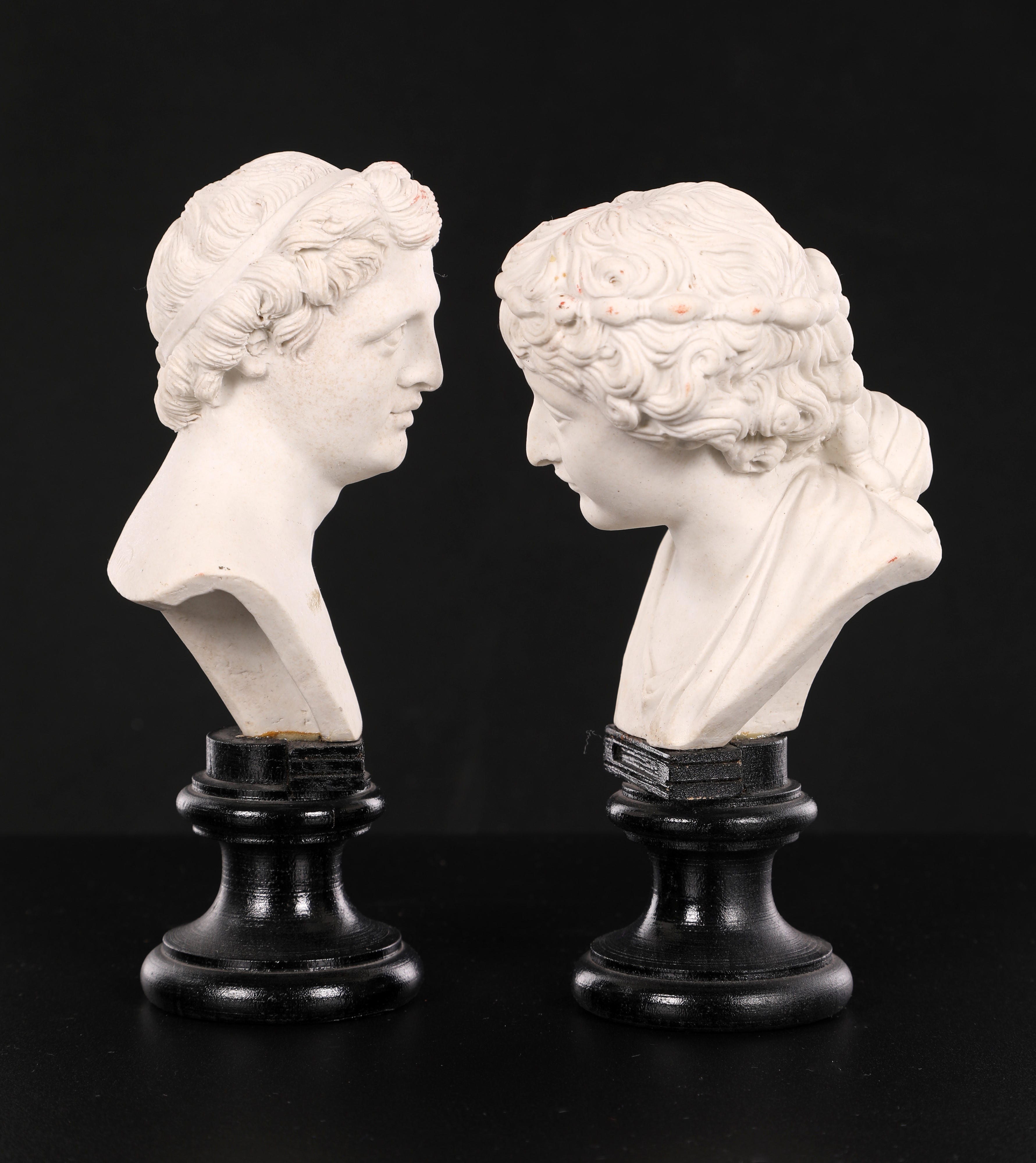 Filippo Tagliolini - Quattro bustini in biscuit (Real Fabbrica Ferdinandea, Napoli), fine XVIII-i...