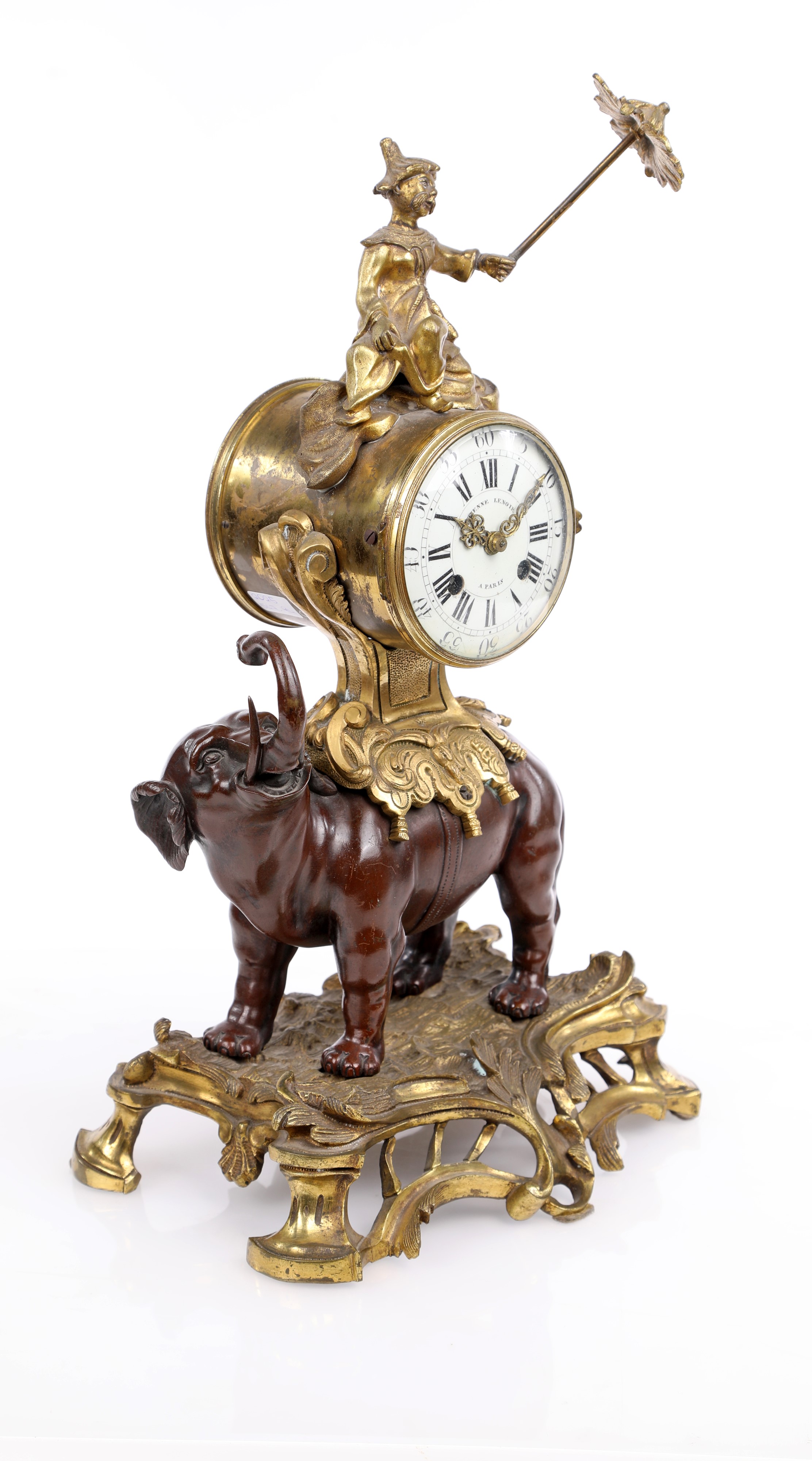 Pendola Luigi XV in bronzo brunito e dorato, Francia, metà del XVIII secolo