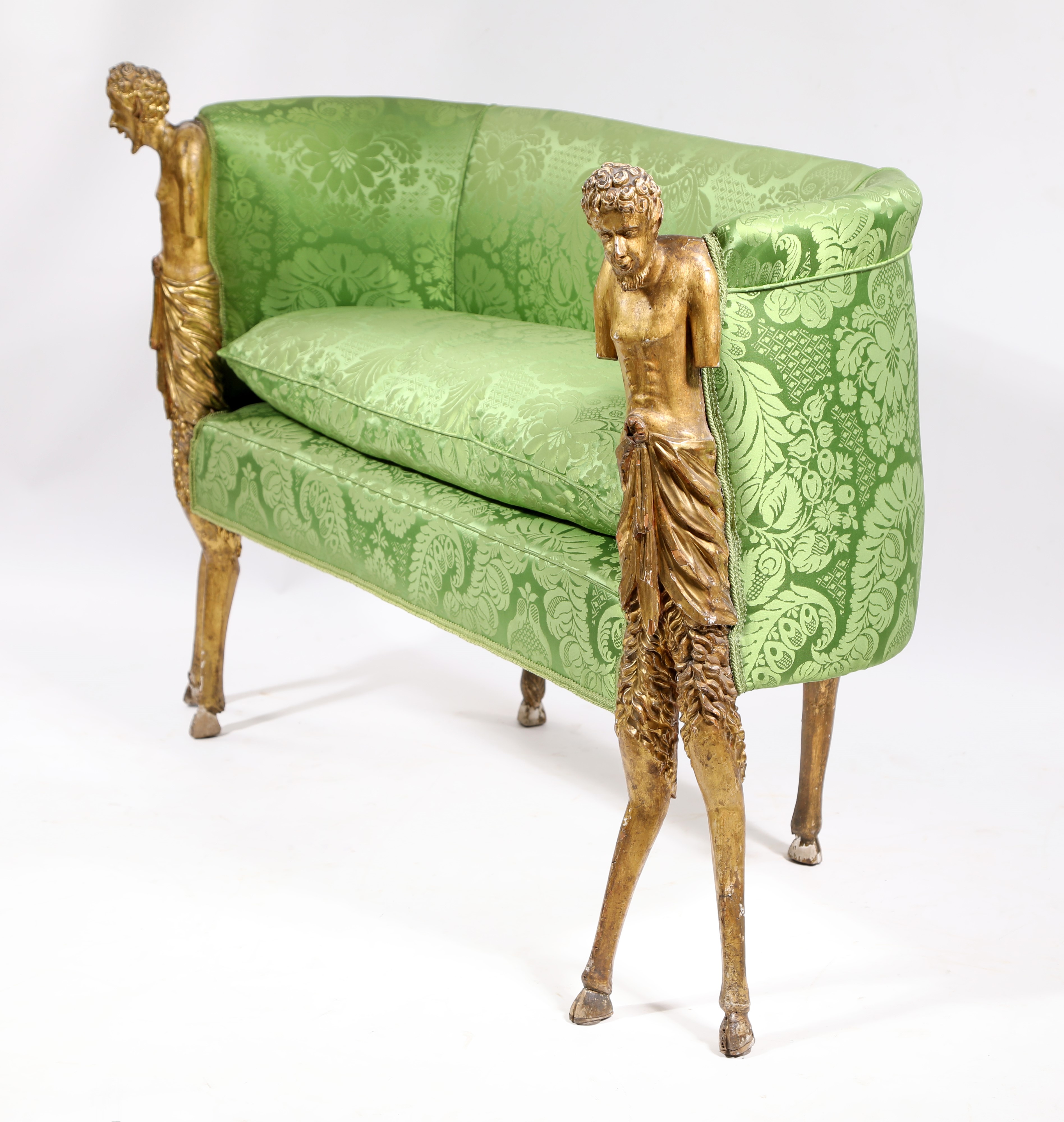 Divanetto in legno scolpito e dorato con figure di fauno, Venezia, fine XVIII - inizio XIX secolo...