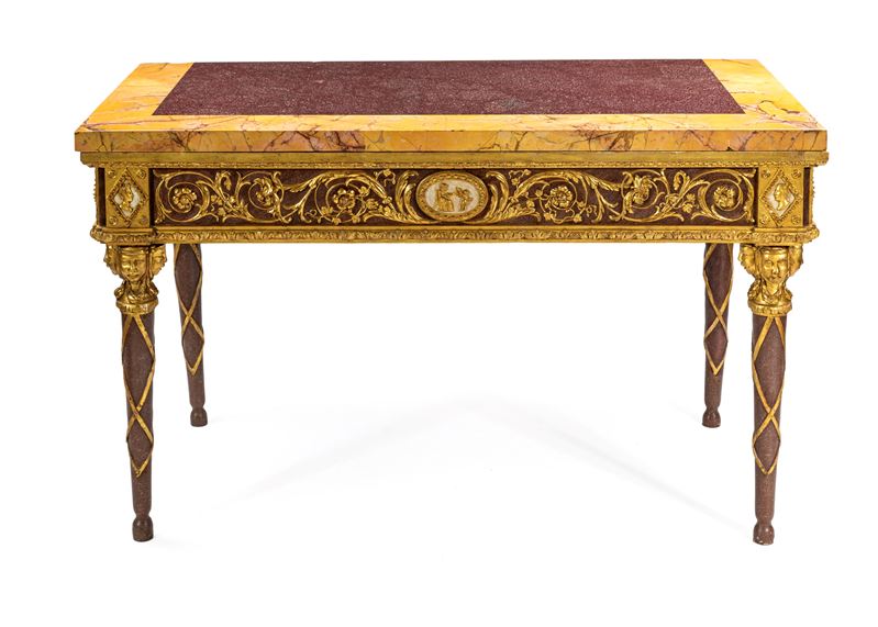 Console in legno laccato e dorato, fine del XVIII secolo