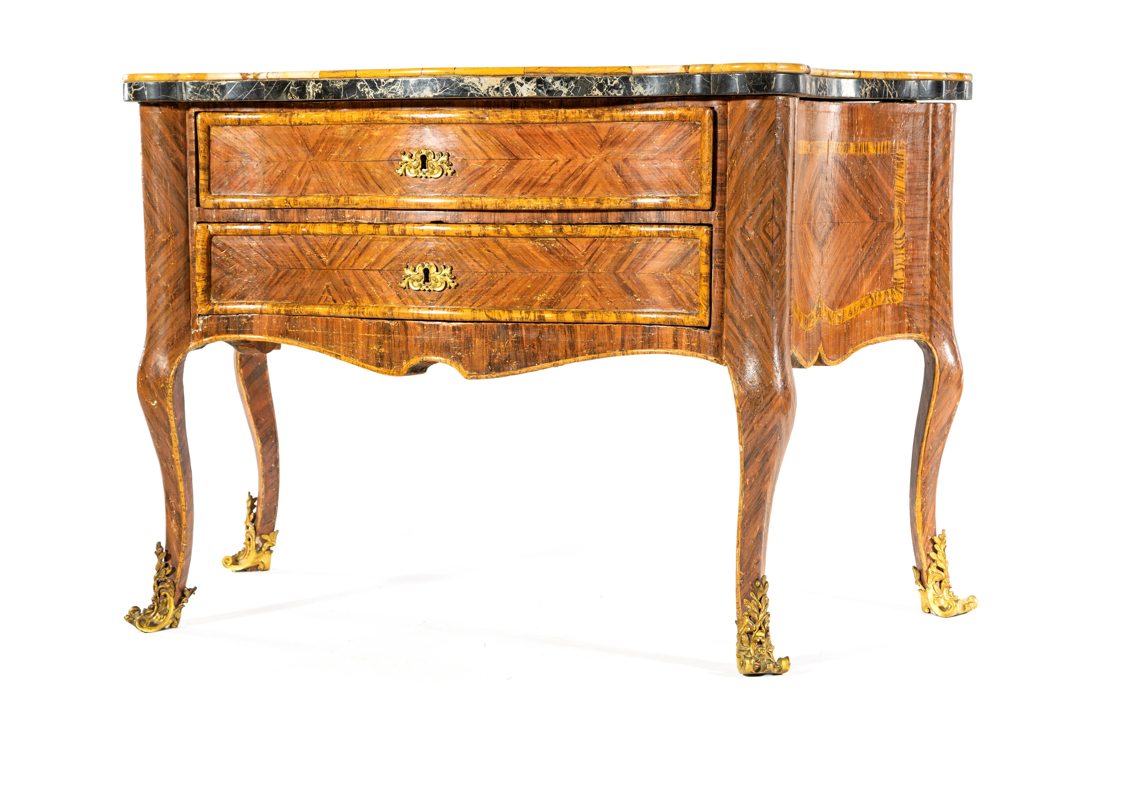 Coppia di cassettoni, legno dipinto ad imitazione del bois de rose, Roma, XVIII secolo
