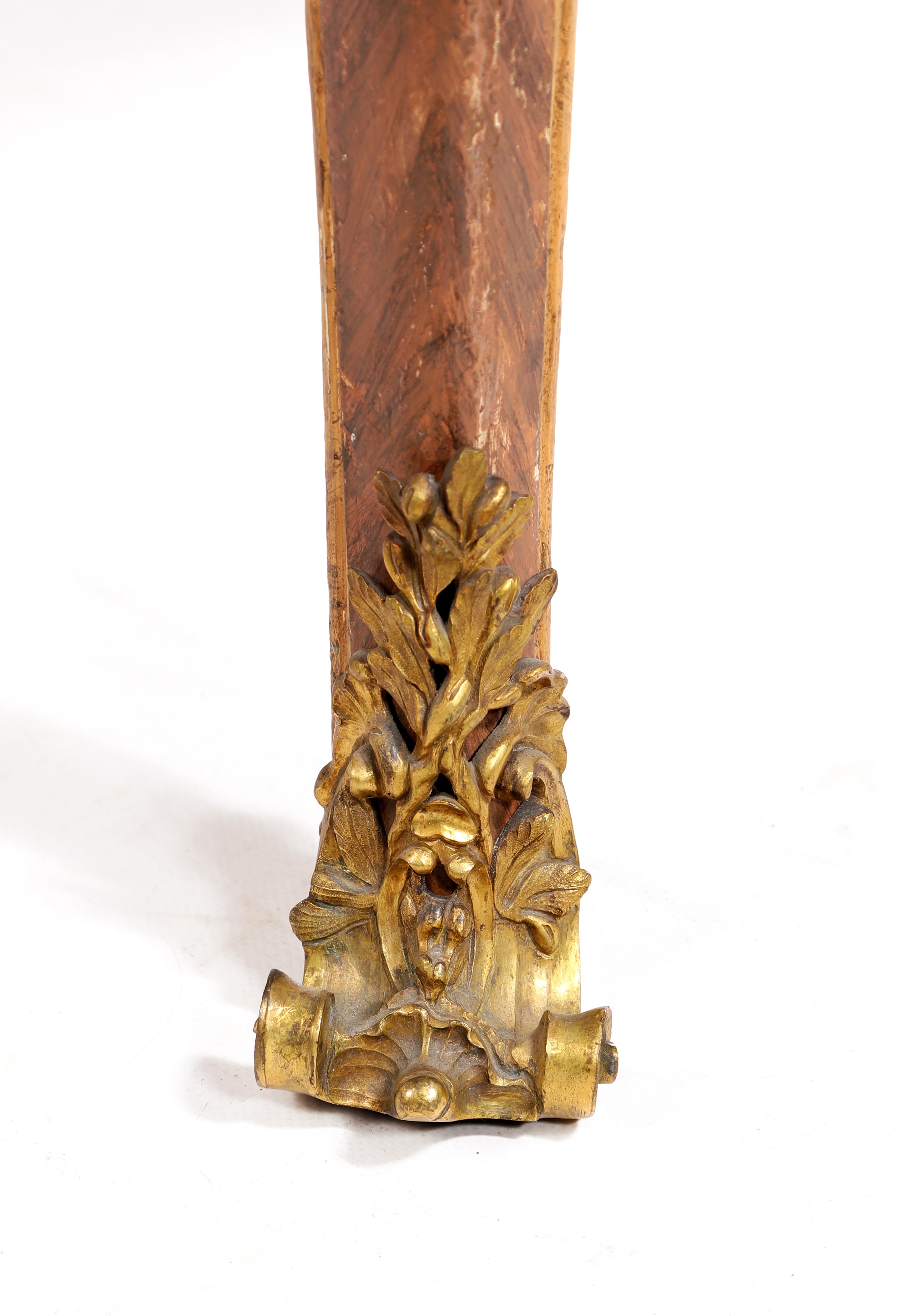 Coppia di cassettoni, legno dipinto ad imitazione del bois de rose, Roma, XVIII secolo