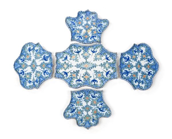 Centrotavola in maiolica composto da cinque elementi sagomati, Lodi o Torino, manifattura Rossetti, prima metà del XVIII secolo