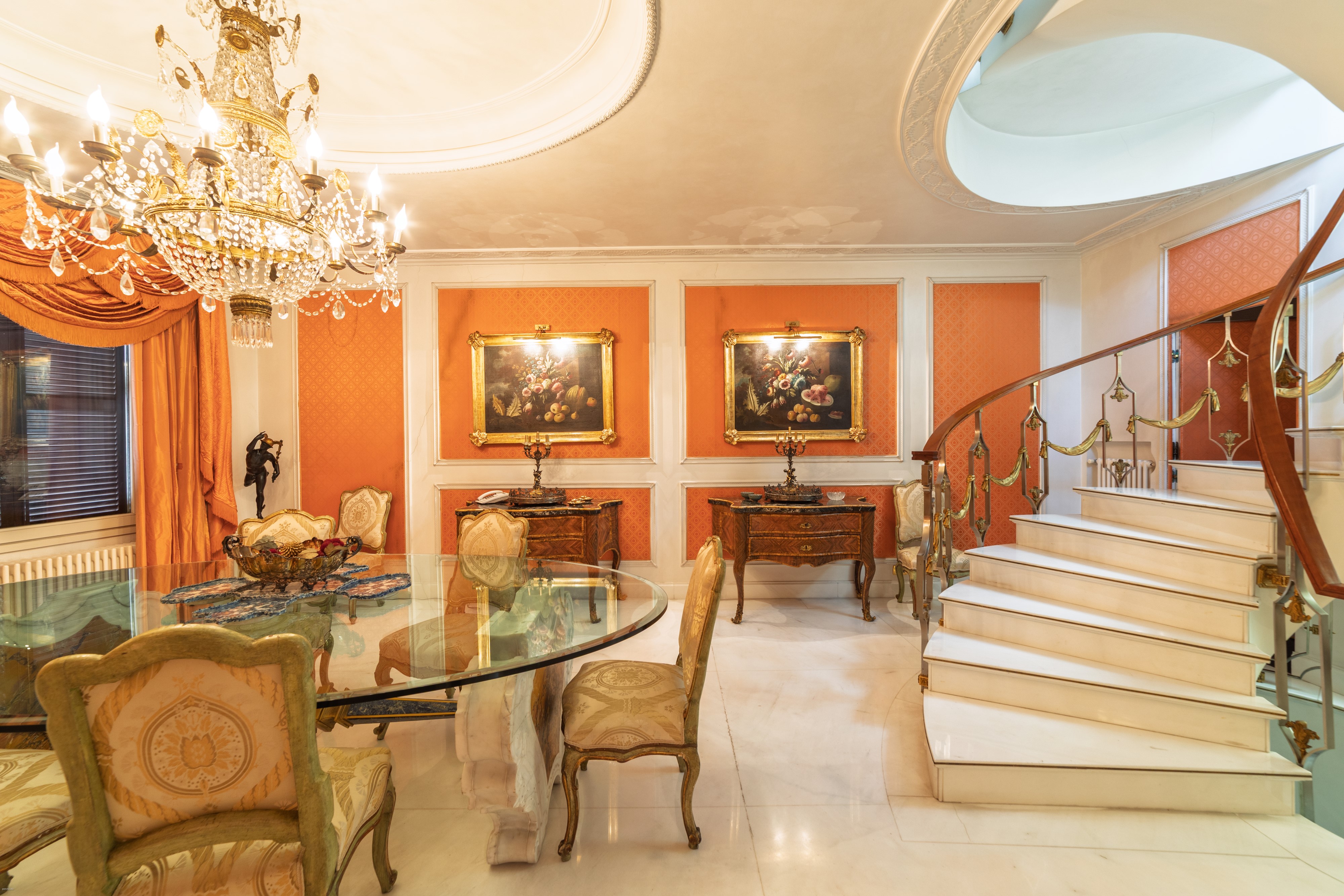 Centrotavola "jatte" in argento 800/000