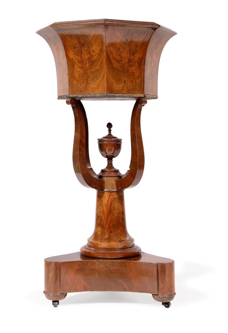 Fioriera in mogano, Toscana, prima metà del XIX secolo