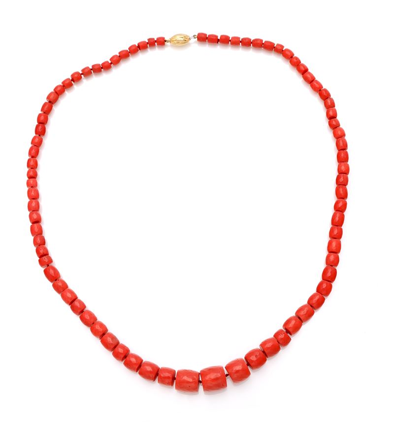 Collana in corallo e oro