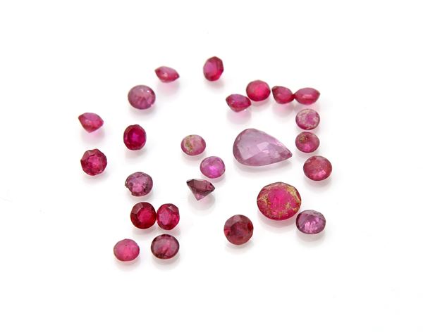 Lotto di rubini in taglio tondo ct. 2,26