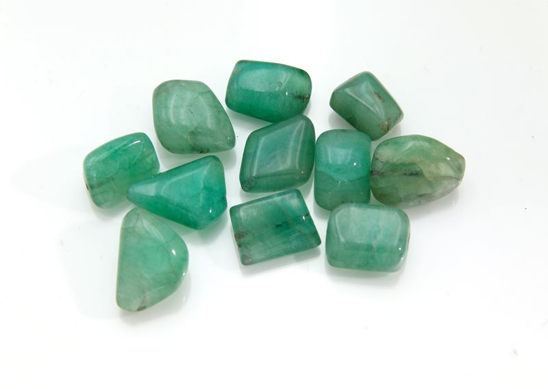 Lotto di pepite di smeraldo, totale 112,80 ct
