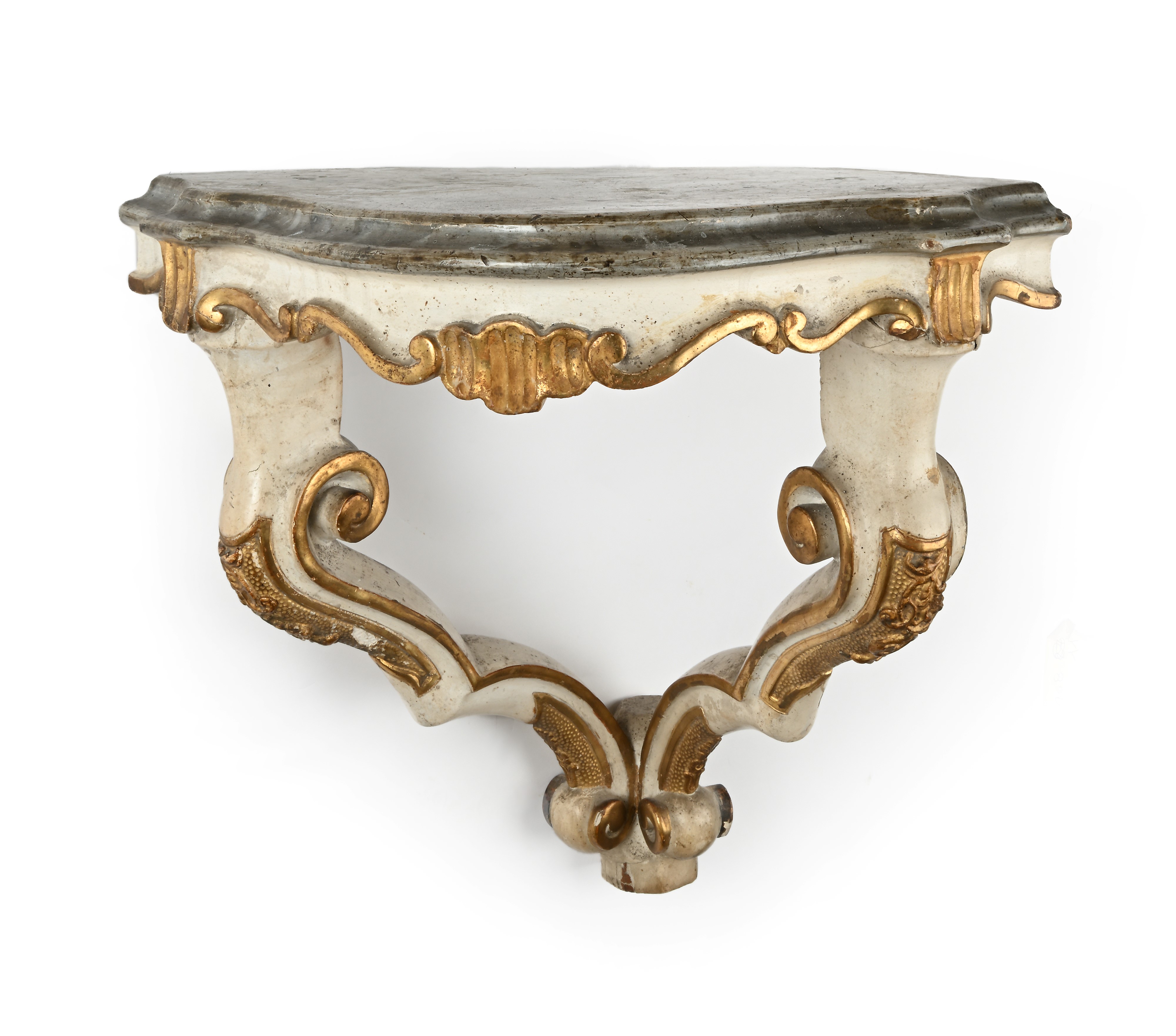 Coppia di piccole console d'applique ad angolo in legno laccato bianco e oro, cm 46x48x48