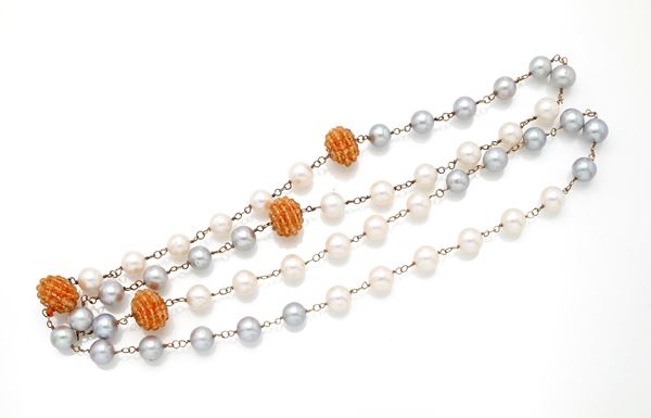 Collana in oro, perle e quarzi