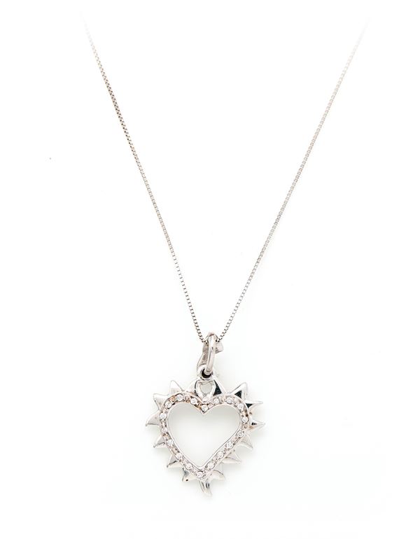 Pendente a cuore in oro e brillanti