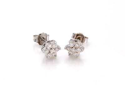 Orecchini, oro bianco 750/000 e brillanti