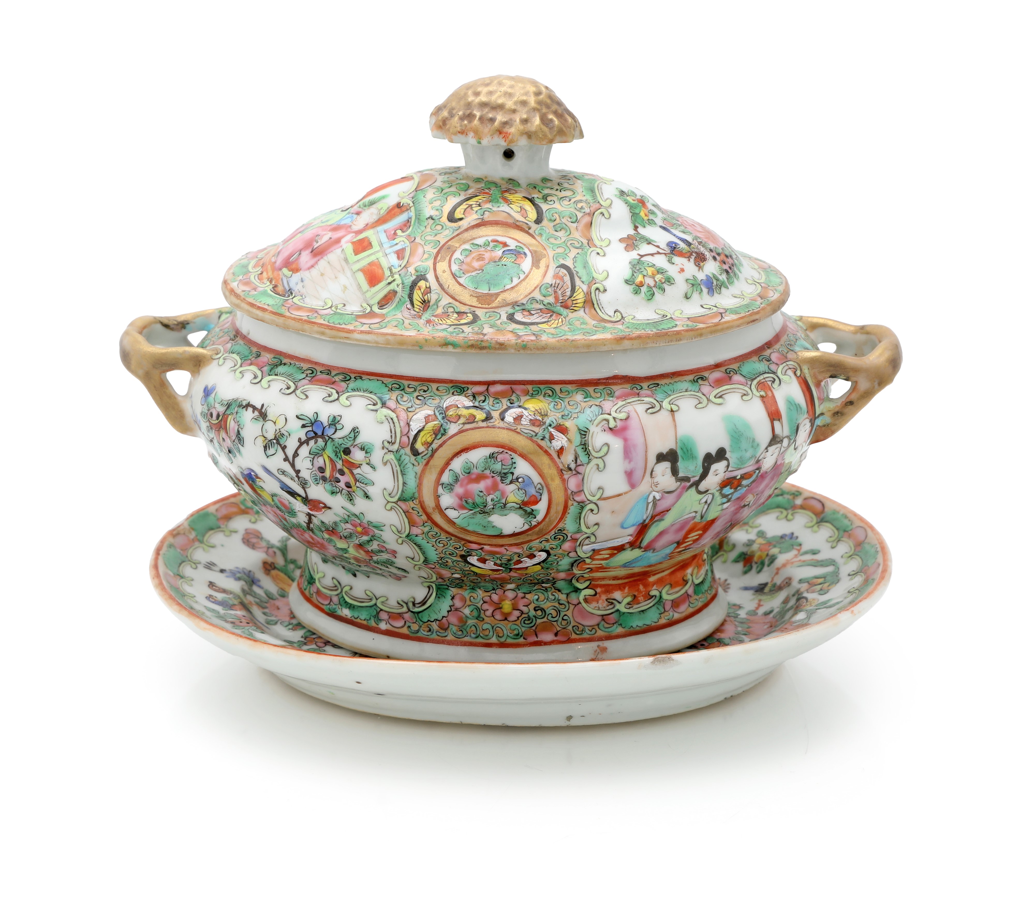 Canton, Zuppiera con Coperchio e Vassoio in Porcellana Famiglia Rosa, XIX secolo, Dinastia Qing