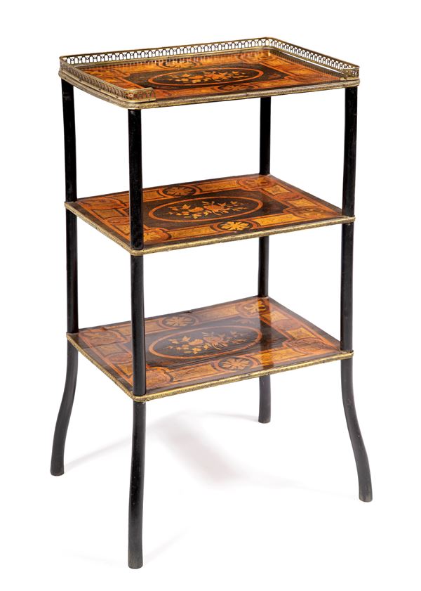 Étagère Napoleone III a tre ripiani in legno intarsiato, seconda metà del XIX secolo