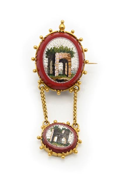 Spilla pendente antica in oro giallo 750/000 e micromosaico