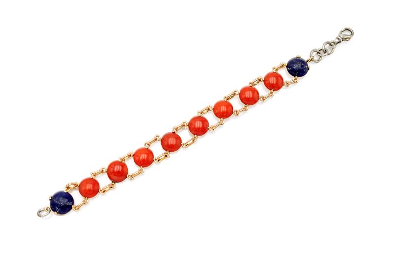 Bracciale in oro giallo 750/000, metallo, corallo e lapislazzuli