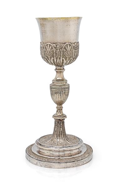 Calice liturgico in argento cesellato con spighe e fiori, Roma
