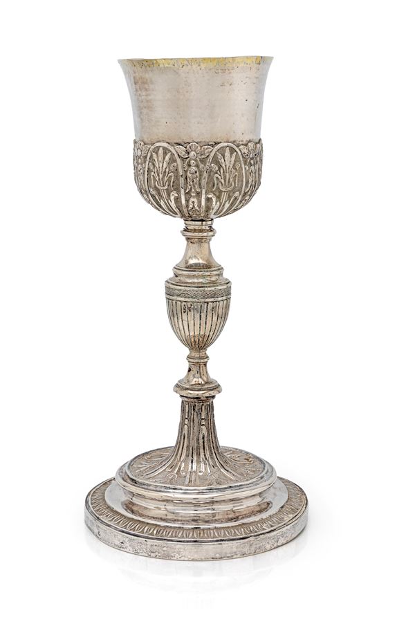 Calice liturgico in argento con spighe e fiori cesellati, Roma