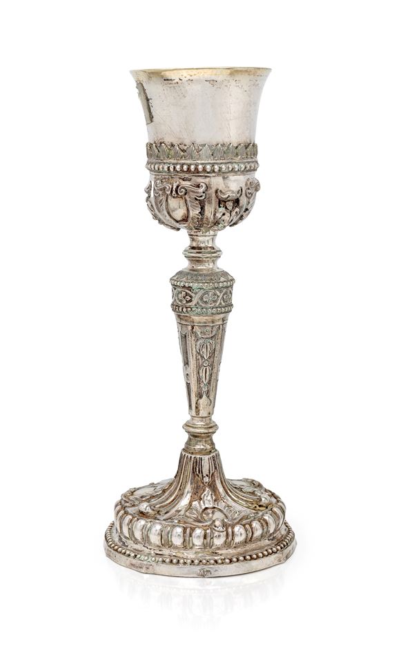 Calice liturgico in argento sbalzato, fine XVIII/inizi XIX secolo