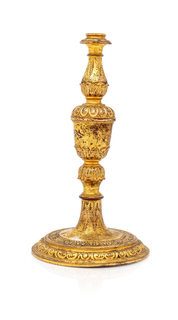 Piede di calice in rame dorato ed inciso, XVII secolo