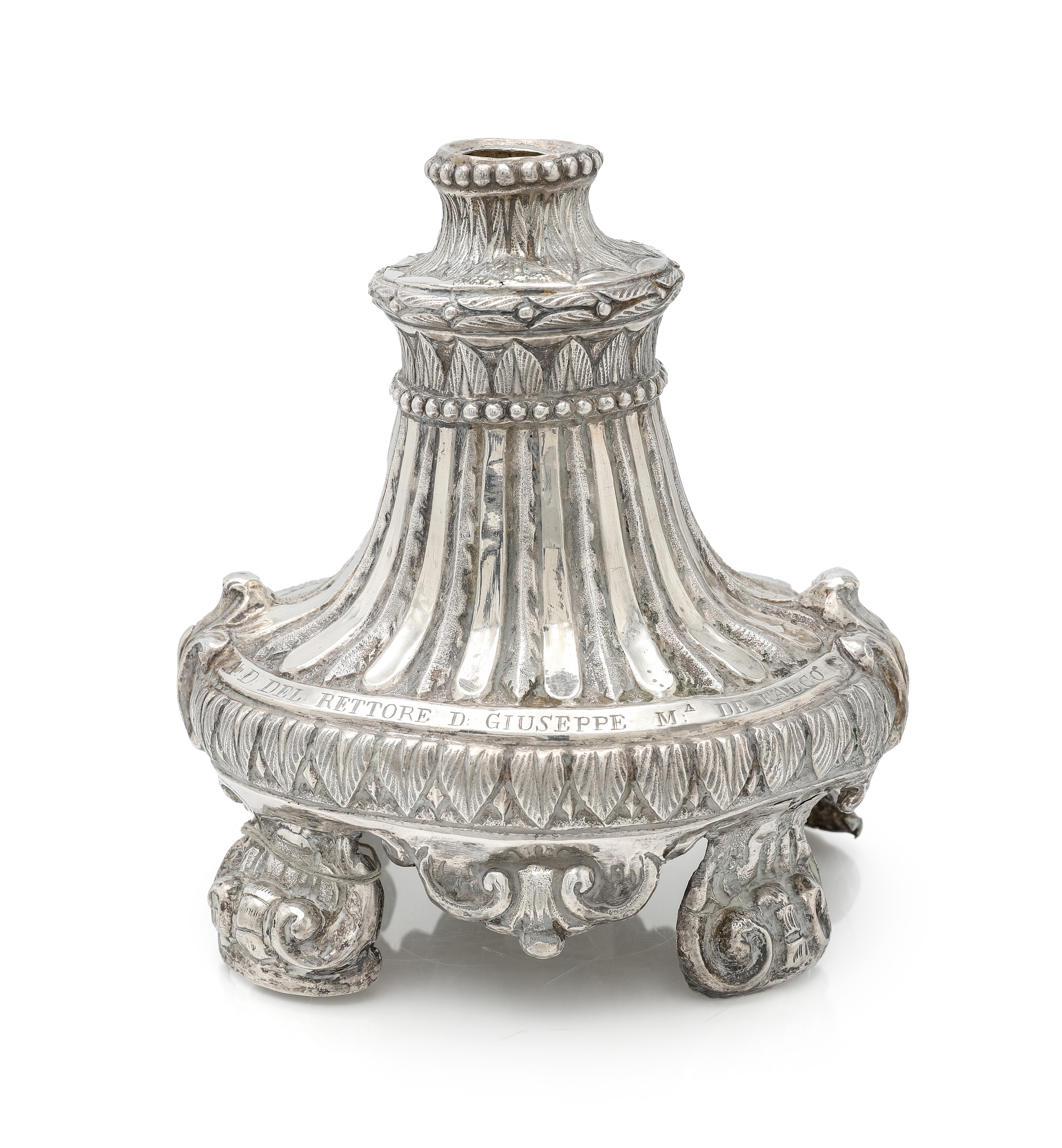 Ostensorio, bronzo dorato e argento, tesa con grappoli d’uva e spighe, base in argento sbalzato (...