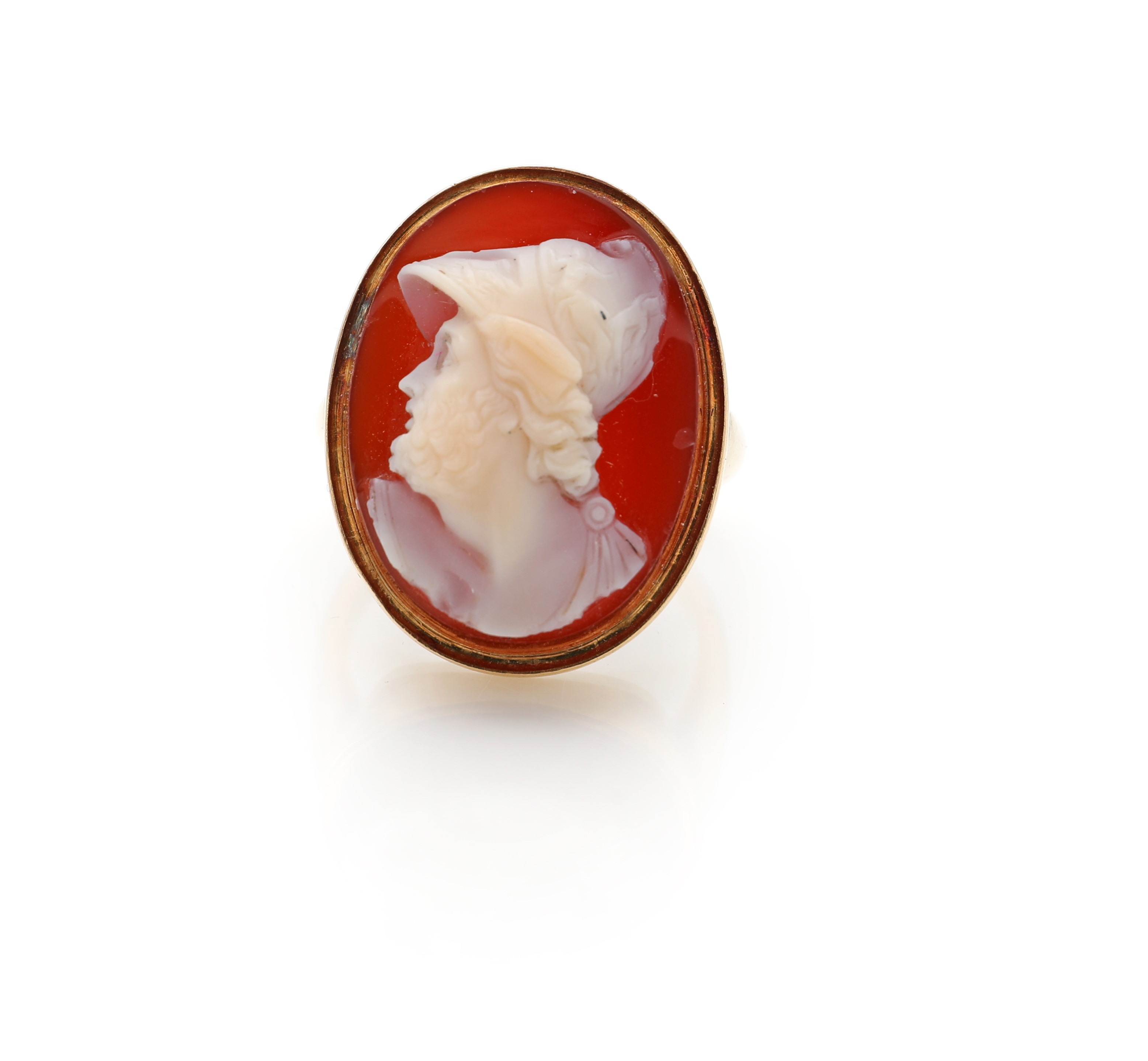Anello in oro giallo 750/000 con cammeo