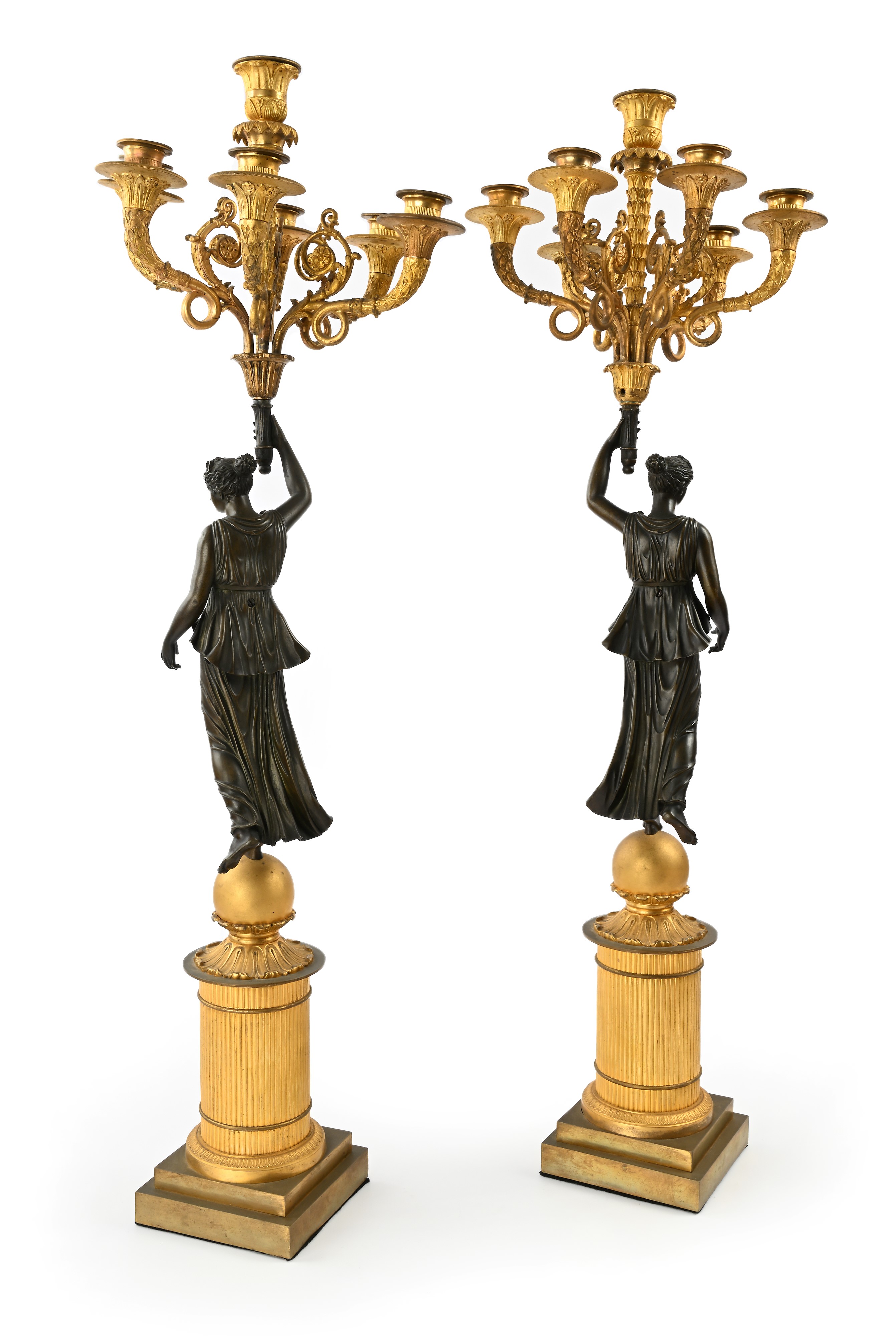 Coppia di flambeaux in bronzo dorato a sette luci, Francia, XIX secolo